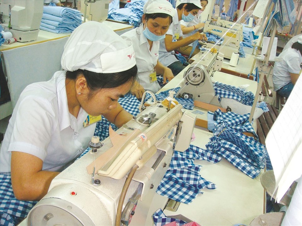 NLĐ chỉ cần làm 1 tháng là đã phát sinh quyền nghỉ phép. Ảnh: Nam Dương NLĐ chỉ cần làm 1 tháng là đã phát sinh quyền nghỉ phép. Ảnh: Nam Dương