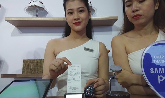 Thêm tiện ích thanh toán qua đồng hồ thông minh Gear S3 cho Samsung Pay (ảnh: PK).