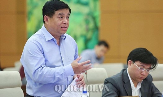 Bộ trưởng Bộ Kế hoạch và đầu tư Nguyễn Chí Dũng (Ảnh: QH)