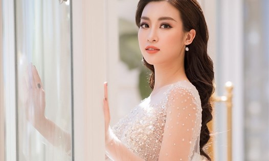 Hoa hậu Đỗ Mỹ Linh