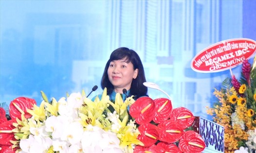 Bà Trương Thị Bích Hạnh tái đắc cử Chủ tịch LĐLĐ tỉnh Bình Dương - Ảnh: Đỗ Trọng