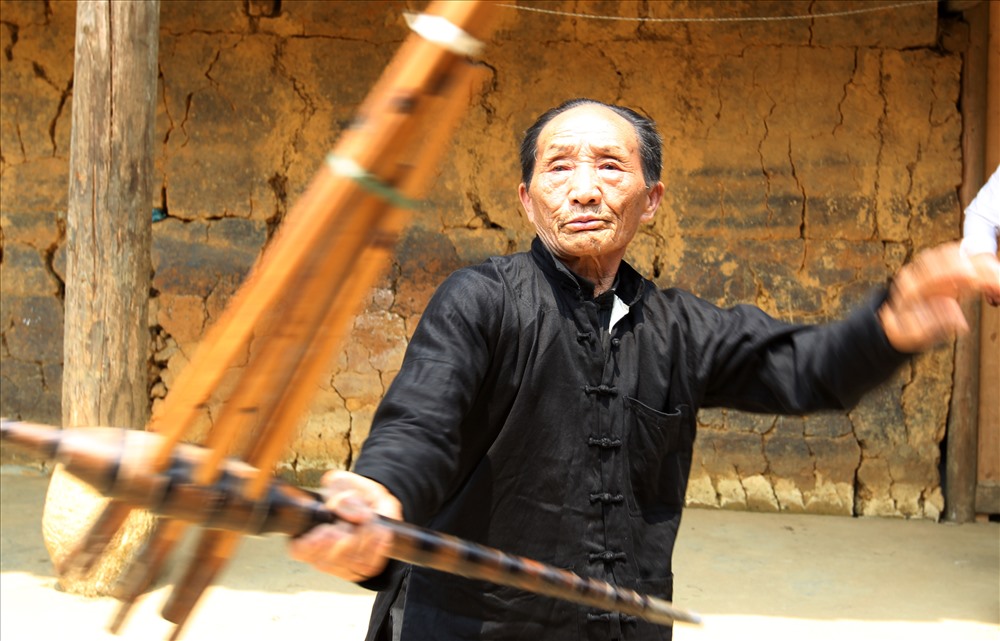 vua khèn” Thào A Dín ở vùng đất cổ Si Ma Cai (Lào Cai).