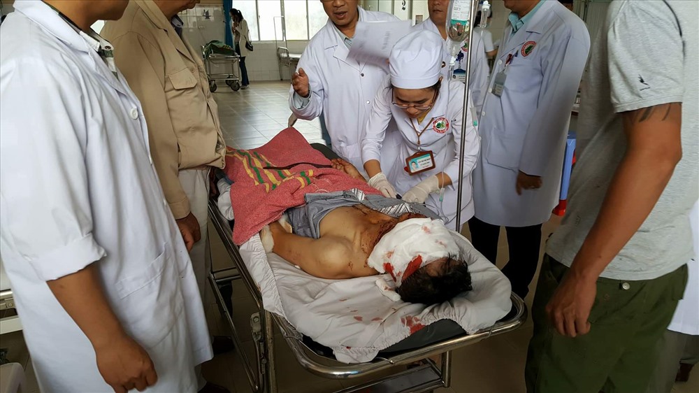 Các nạn nhân đang được điều trị tại Bệnh viện Đa khoa Lâm Đồng.