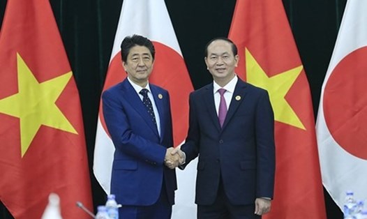 Chủ tịch Nước Trần Đại Quang và Thủ tướng Nhật Bản Shinzo Abe. Ảnh: TTXVN.
