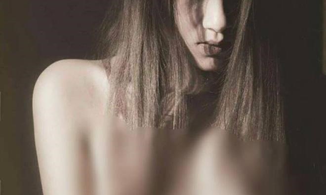 Hình ảnh người mẫu nude Kim Phượng. Ảnh: FBNV