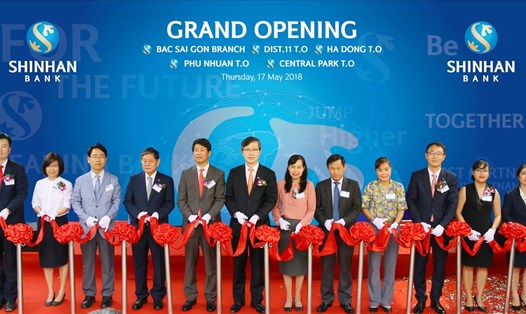 Ngân hàng Shinhan khai trương 4 CN-PGD mới.