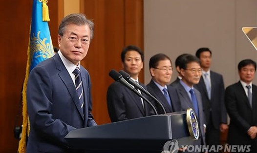 Tổng thống Hàn Quốc Moon Jae-in công bố kết quả thượng đỉnh liên Triều lần 2 sáng 27.5. Ảnh: Yonhap. 