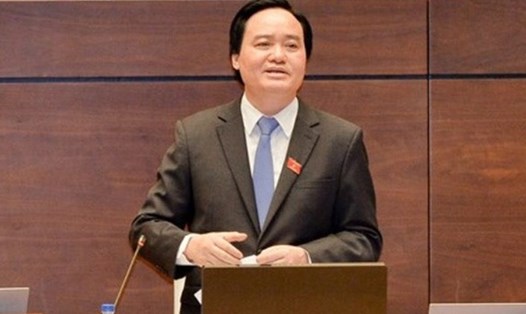 Theo Bộ trưởng Phùng Xuân Nhạ, nhiều người "hiểu chưa rõ" về "giá dịch vụ đào tạo". 