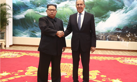 Nhà lãnh đạo Kim Jong-un tiếp Ngoại trưởng Nga Sergei Lavrov ngày 31.5.2018 tại Bình Nhưỡng. Ảnh: Bộ Ngoại giao Nga