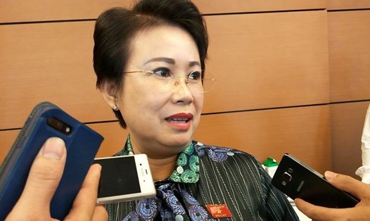 Bà Phan Thị Mỹ Thanh trả lời phỏng vấn của phóng viên Báo Lao Động bên lề kỳ họp thứ 4 Quốc hội khóa 14.