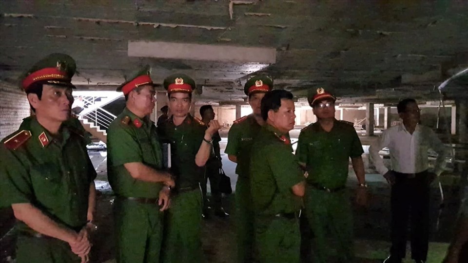 Đoàn liên ngành phát hiện nhiều vi phạm về an toàn PCCC tại các chung cư được quảng bá là cao cấp trên địa bàn TPHCM. Đoàn liên ngành phát hiện nhiều vi phạm về an toàn PCCC tại các chung cư được quảng bá là cao cấp trên địa bàn TPHCM.