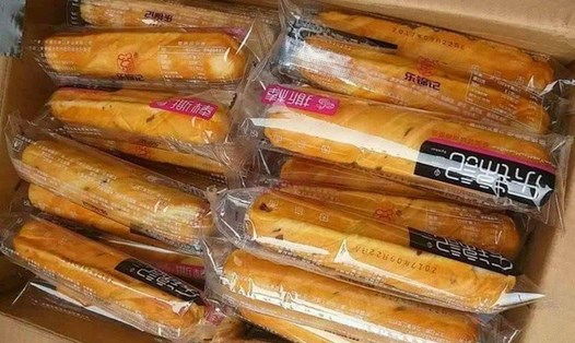 Bánh mì que ngàn lớp Trung Quốc có giá chỉ 3.000-4.000 đồng/chiếc

