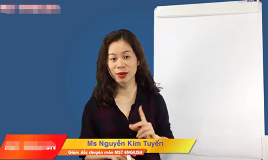 Không được mở lớp dạy học, bà Nguyễn Thị Kim Tuyến chuyển sang dạy miễn phí trên online.