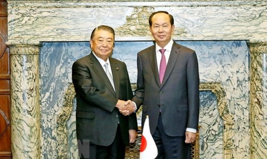 Chủ tịch Nước Trần Đại Quang và Chủ tịch Hạ viện Nhật Bản Tadamori Oshima. Ảnh: TTXVN