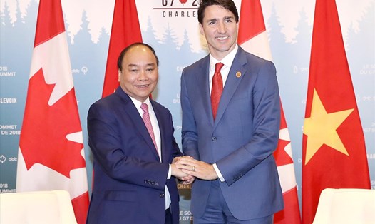Thủ tướng Nguyễn Xuân Phúc và Thủ tướng Canada Justin Trudeau. Ảnh: VGP.