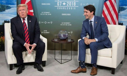Tổng thống Donald Trump và Thủ tướng Justin Trudeau tại hội nghị thượng đỉnh G7. Ảnh: Reuters