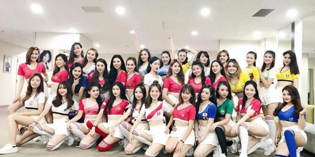Dàn hot girl cổ vũ World Cup