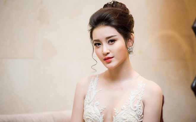 Á hậu Huyền My