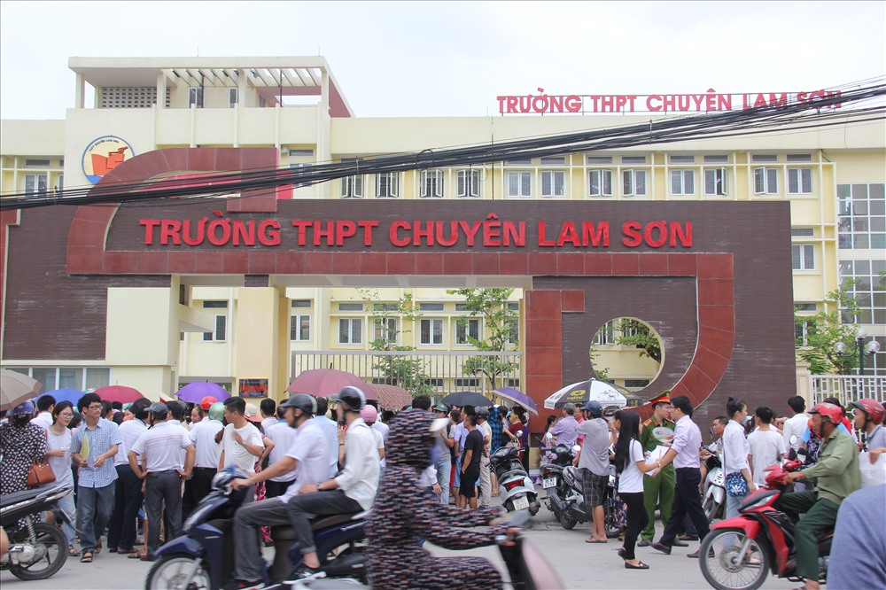 Điểm thi tại Trường THPT chuyên Lam Sơn (Thanh Hoá). Ảnh: T.L