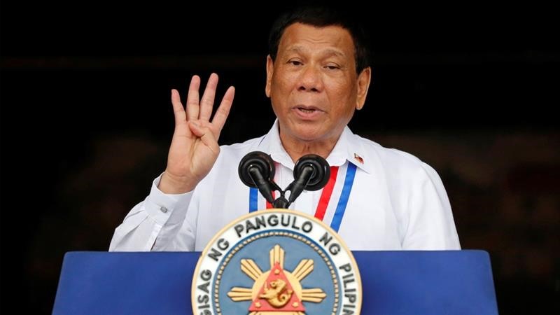 Ông Duterte: Mỹ gửi thư giục mua vũ khí là coi thường Philippines