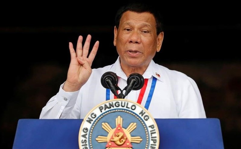 Ông Duterte: Mỹ gửi thư giục mua vũ khí là coi thường Philippines