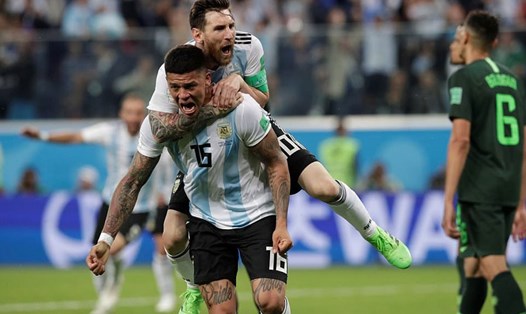 Rojo đã cõng cả Messi lẫn Argentina. Ảnh: Reuter