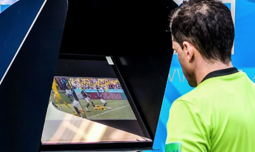 Màn hình VAR tại World Cup 2018.