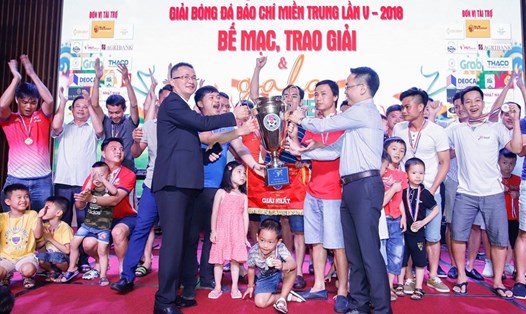 FC báo chí Thanh Hóa vô địch.