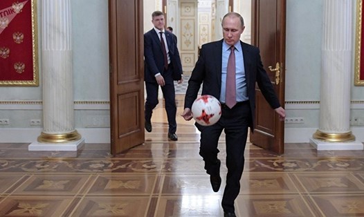 Tổng thống Putin hy vọng đội tuyển Nga có màn trình diễn thuyết phục trong World Cup 2018. Ảnh: Sputnik