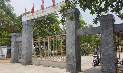 Trường THCS Mai Đình (Sóc Sơn) nơi giáo viên Nông Hoàng Phúc đã công tác nhiều năm nay.