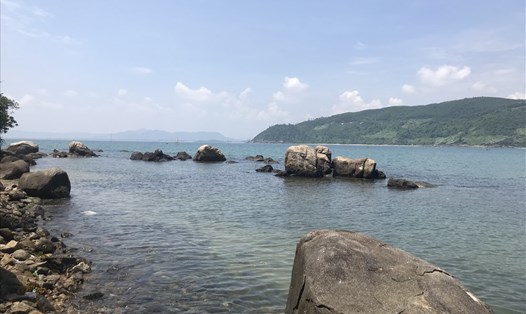 Một góc biển làng Vân. Ảnh: H.V.M