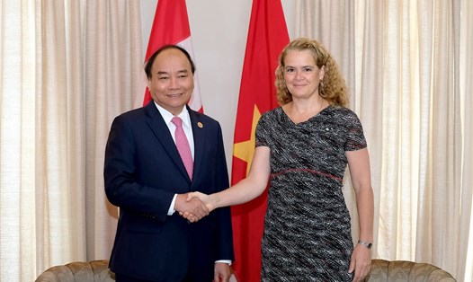 Thủ tướng Nguyễn Xuân Phúc gặp Toàn quyền Canada Julie Payette. Ảnh: VGP.