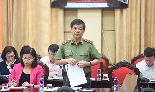 Thiếu tướng Đoàn Duy Khương - Giám đốc Công an thành phố Hà Nội phát biểu tại giao ban trực tuyến.