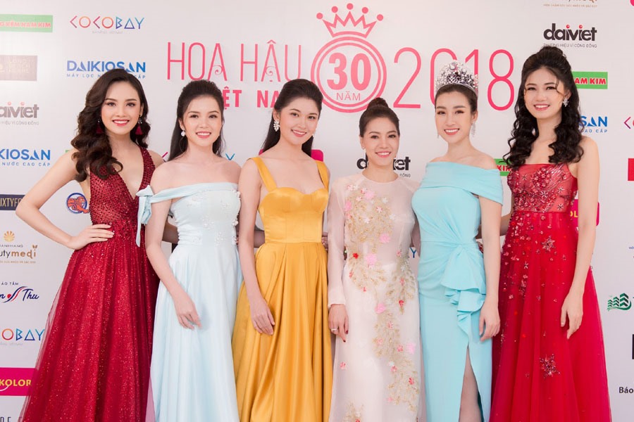 Hoa hậu Đỗ Mỹ Linh và các người đẹp tham dự cuộc thi Hoa hậu Việt Nam 2018. Ảnh: BTC