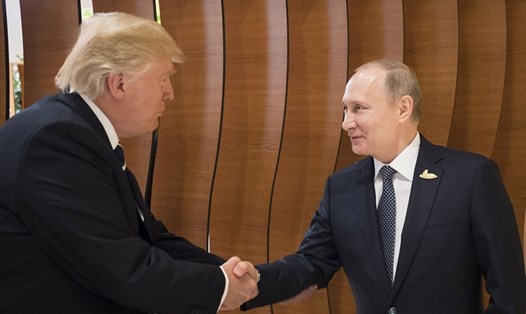 Hôm nay Tổng thống Donald Trump sẽ có cuộc gặp thượng đỉnh với Tổng thống Vladimir Putin. Ảnh: Vox