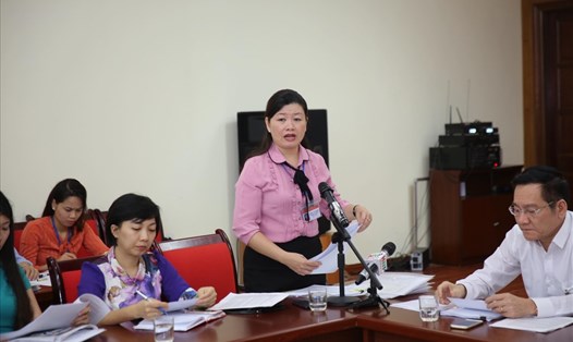 Chánh Văn phòng quận Thanh Xuân thông tin tại giao ban báo chí chiều 17.7