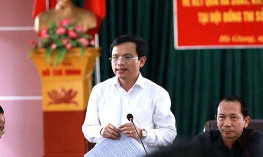Ông Mai Văn Trinh - Cục trưởng Cục Khảo thí & Quản lý chất lượng giáo dục (Bộ GD&ĐT) tại cuộc họp báo liên quan đến gian lận thi cử ở Hà Giang. Ảnh: Đời sống & Pháp lý.