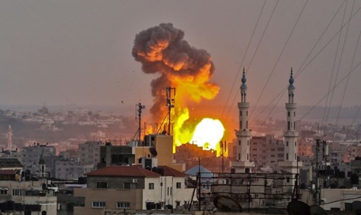 Dải Gaza trong cuộc không kích ngày 20.7 của Israel. Ảnh: AFP. 