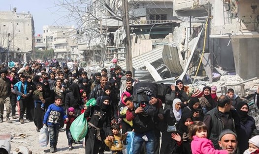 Pháp gửi 50 tấn viện trợ y tế cho khu vực đông Ghouta. Ảnh: Guardian. 