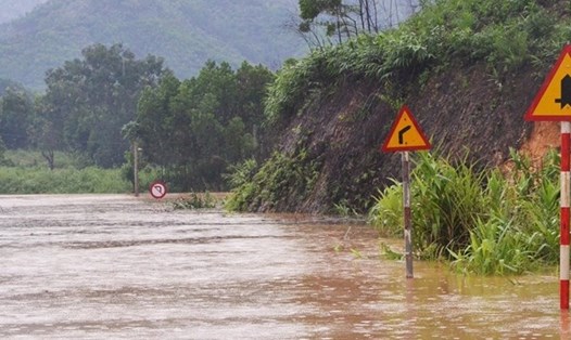 Mưa lũ do ảnh hưởng của bão số 3 đã chia cắt, cô lập huyện Ba Chẽ (Quảng Ninh). Ảnh: PV