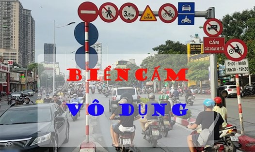 Tình trạng xe máy vượt cầu bất chấp biển cấm tại cầu vượt Lê Văn Lương (Thanh Xuân, Hà Nội). 