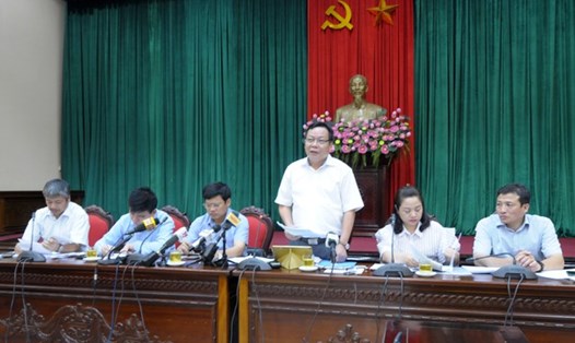 Ông Nguyễn Văn Phong - Trưởng ban Tuyên giáo TP.Hà Nội tại buổi giao ban báo chí Thành ủy Hà Nội chiều 24.7.2018.