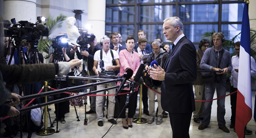 Bộ trưởng Kinh tế và Tài chính Pháp Bruno Le Maire tại Hội nghị Tài chính G-20 - Ảnh: AP