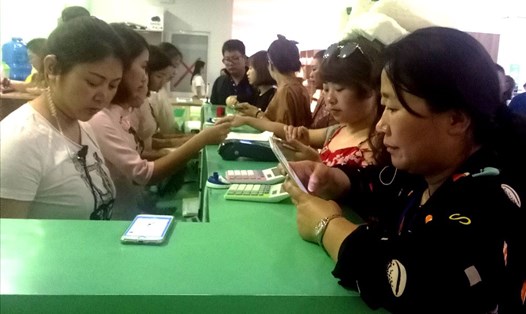 Bên trong một showroom phục vụ người nước ngoài ở xã Phước Đồng, TP Nha Trang, Khánh Hòa. Ảnh: PV