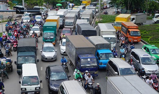 TPHCM tăng thời gian cấm xe tải nhẹ vào nội đô vào giờ cao điểm nhằm giảm kẹt xe.  Ảnh: M.Q