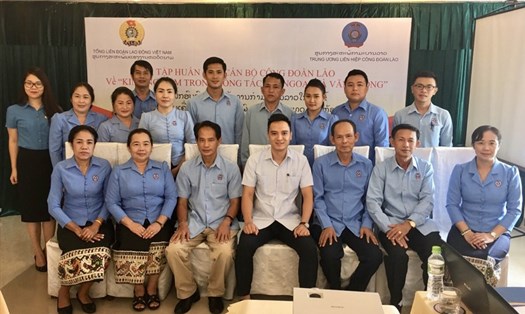 Lớp tập huấn cán bộ Công đoàn Lào