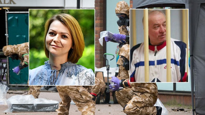 Hai cha con cựu điệp viên hai mang Sergey Skripal và con gái Yulia- Ảnh: AFP
