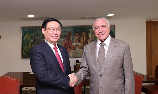 Phó Thủ tướng Vương Đình Huệ hội kiến Tổng thống Brazil Michel Temer. Ảnh: Thành Chung. 