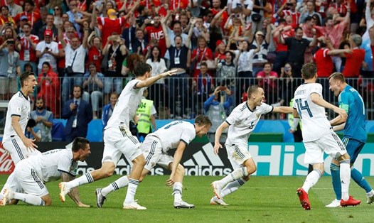 Đội Nga trong trận thắng Tây Nha Nha vòng 1/8.