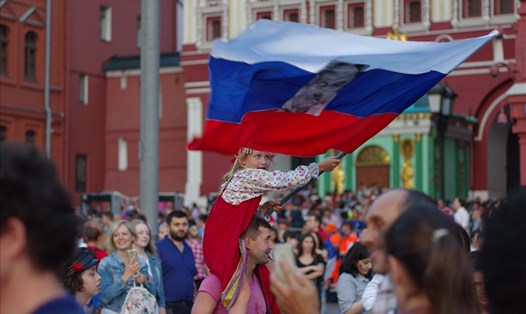 CĐV Nga tạo ra không khí lễ hội. Ảnh: Thanh Đoàn 